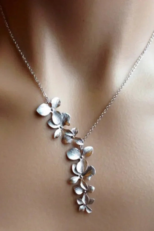 Antique Silver Floral Necklace
