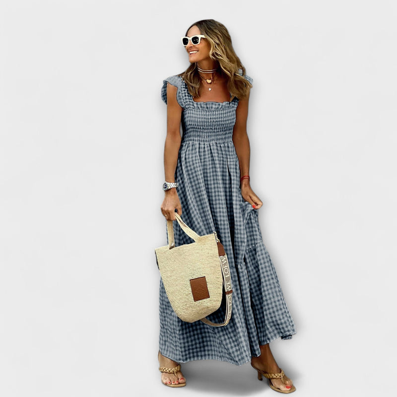 Vestido maxi a cuadros con mangas de volantes