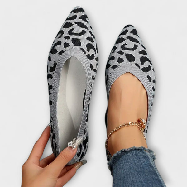 Zapatos planos de encaje con estampado de leopardo