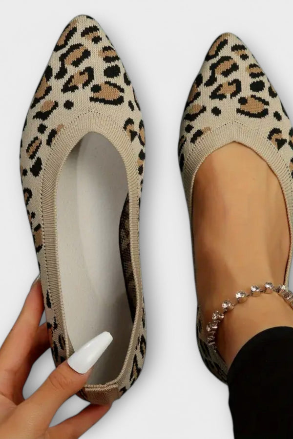 Zapatos planos de encaje con estampado de leopardo