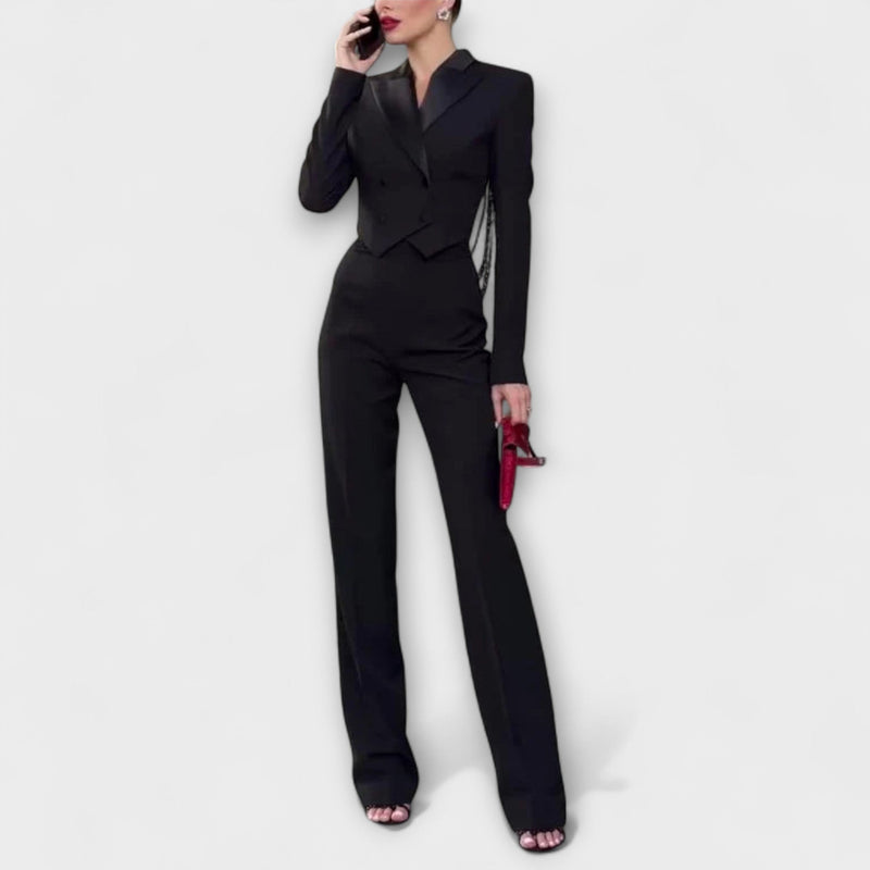 Noa - Conjunto Corto de Blazer Espalda Descubierta con Perlas Negras