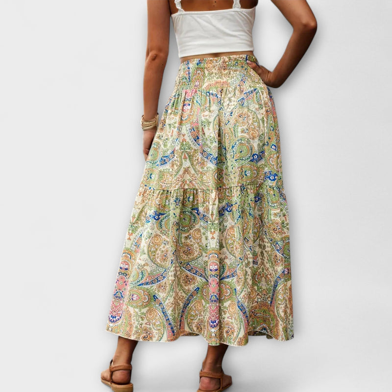 Falda fluida con estampado
