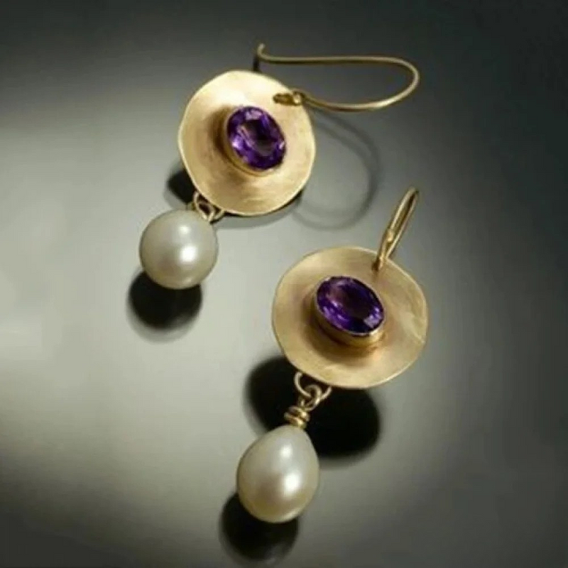Pendientes Vintage Dorados con Circonitas Moradas y Perlas