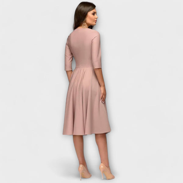 Elegante vestido tipo swing