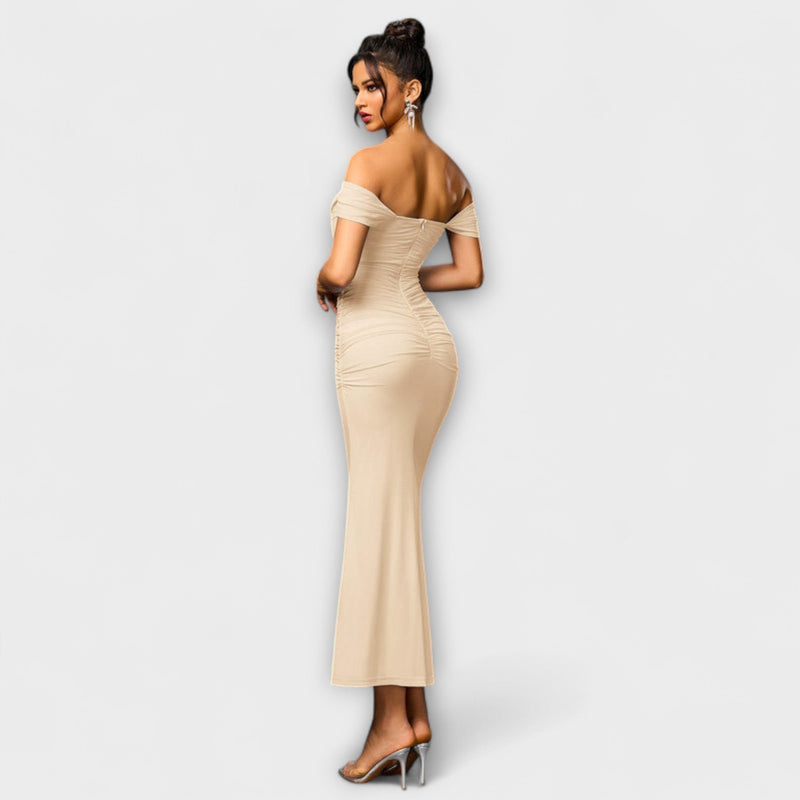 Ione - Vestido Bodycon con Hombros Descubiertos