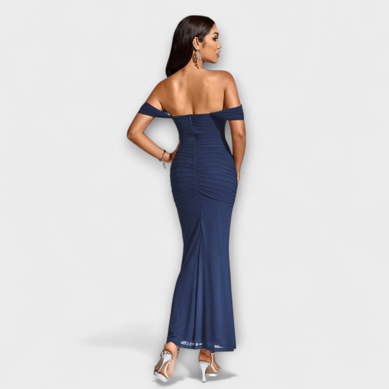 Ione - Vestido Bodycon con Hombros Descubiertos