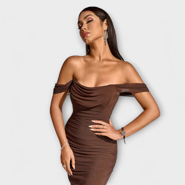 Ione - Vestido Bodycon con Hombros Descubiertos