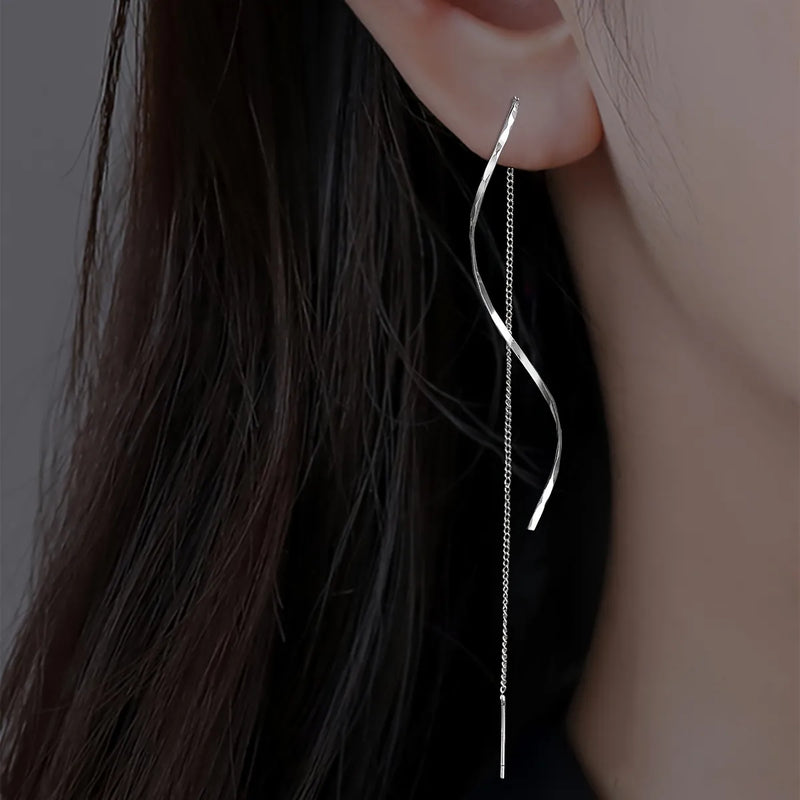 Pendientes Largos con Diseño Ondulado