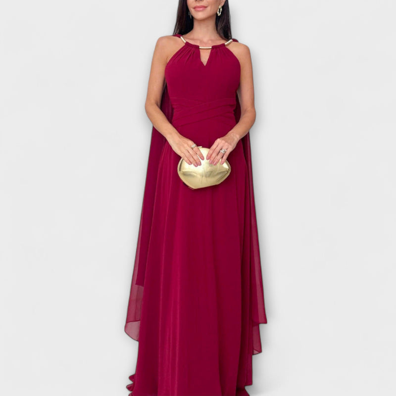 Mabel - Elegante vestido maxi con mangas de capa y alta abertura