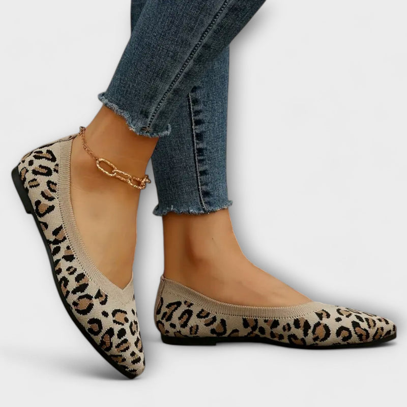 Zapatos planos de encaje con estampado de leopardo