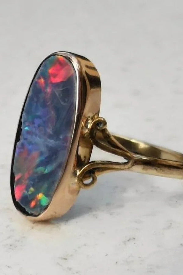 Anillo Retro de Ópalo Bunter