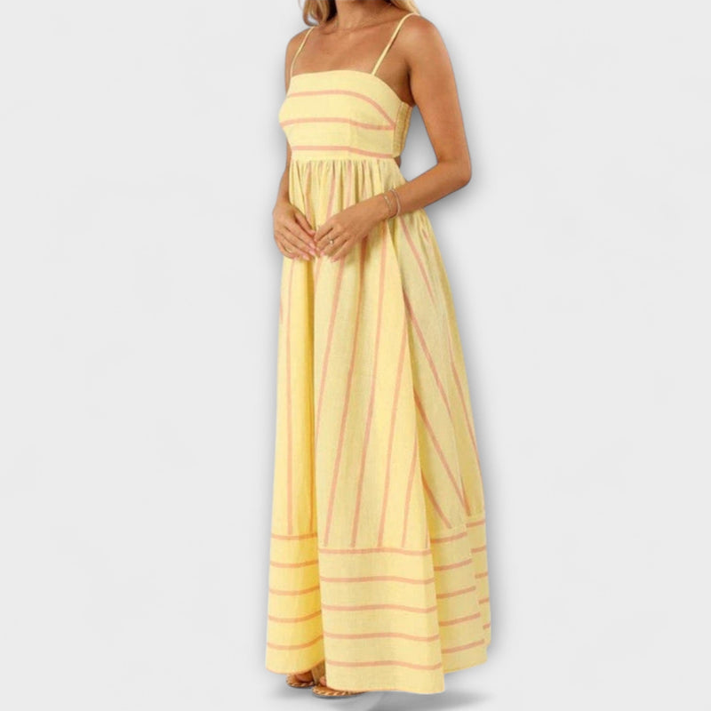 Svea - Maxi vestido en Bare Bloom