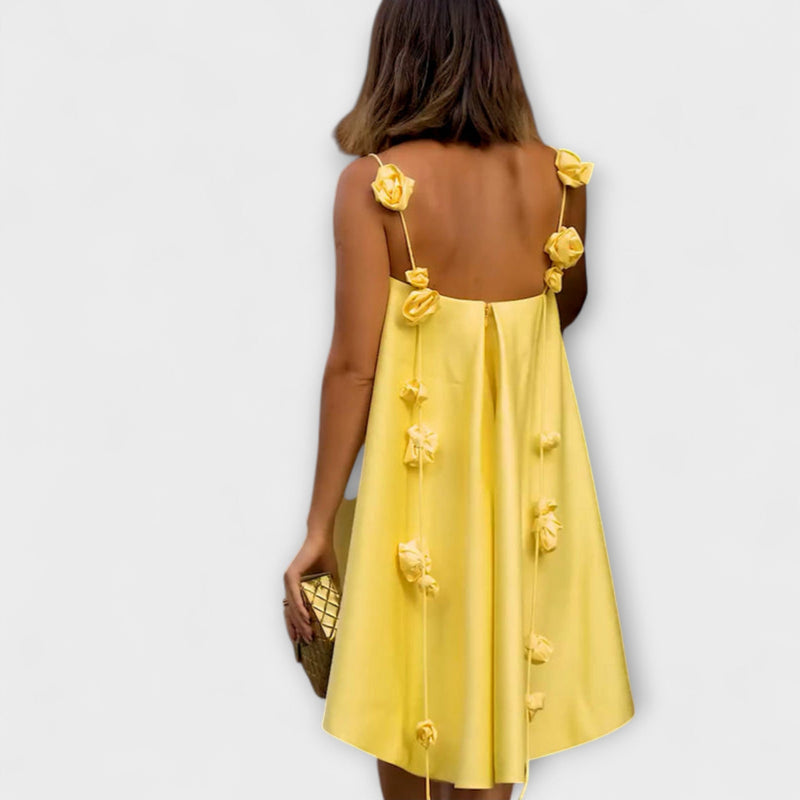 Jordan - Elegante vestido mini sin mangas con estampado floral