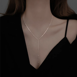 Collar de clavícula con borlas