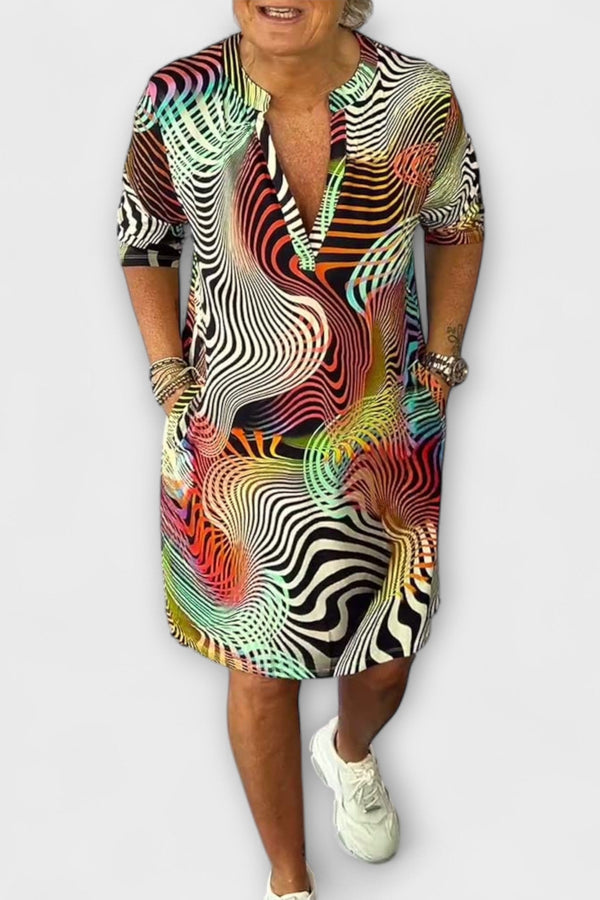 Liora - Vestido colorido con escote en V