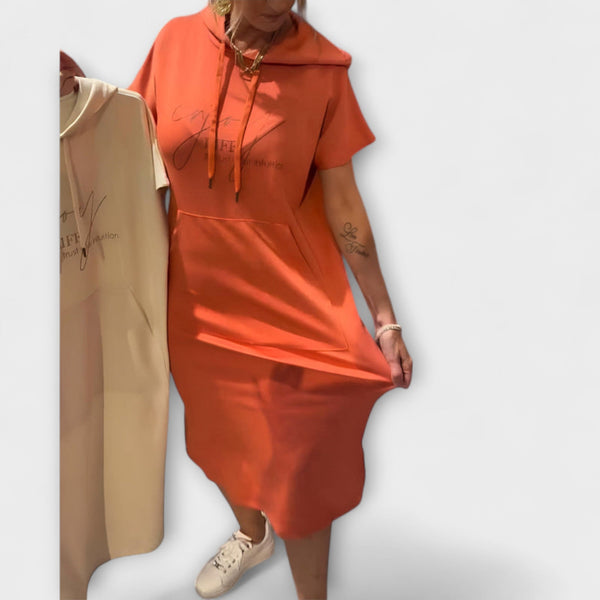 Daisy - Vestido con Capucha Relajante