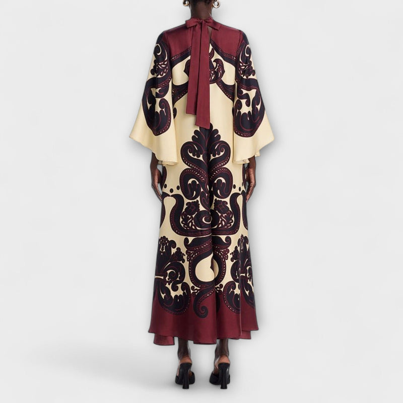 Lucy - Impresionante vestido maxi de print de grenadilla para una elegancia sin esfuerzo