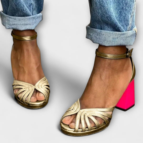 Chloe - Sandalias con correa al tobillo