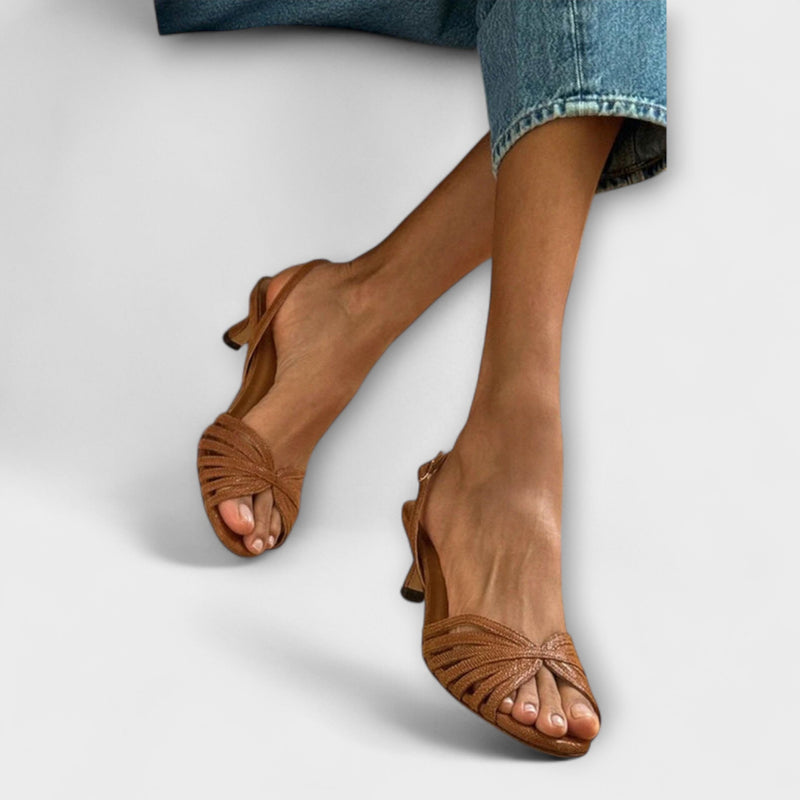 Brianna - Tacones de Kitten en Color Hellbraun