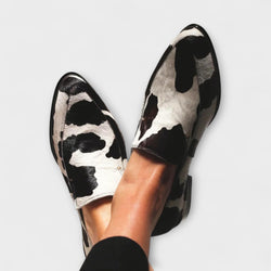 Aveline - Zapatos planos de punta afilada de cuero de vaca genuino