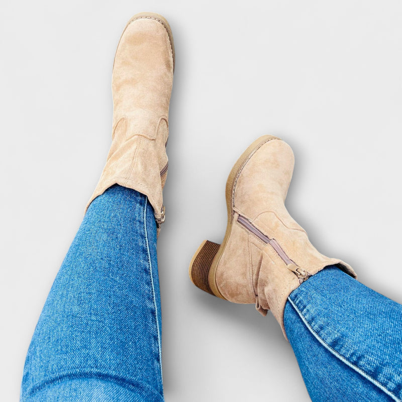 Layla - 27 Botas