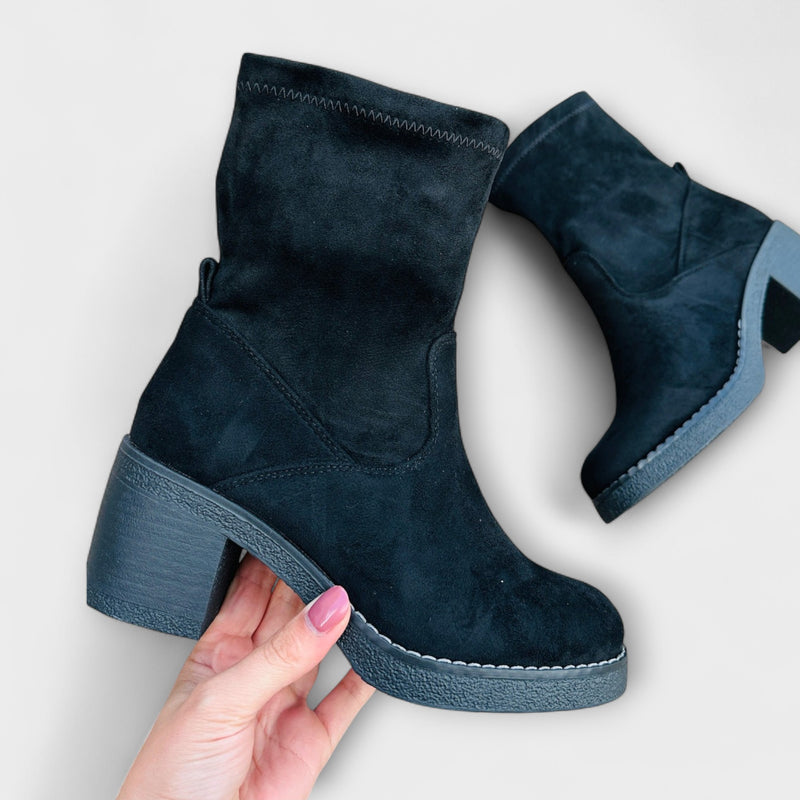 Layla - 27 Botas