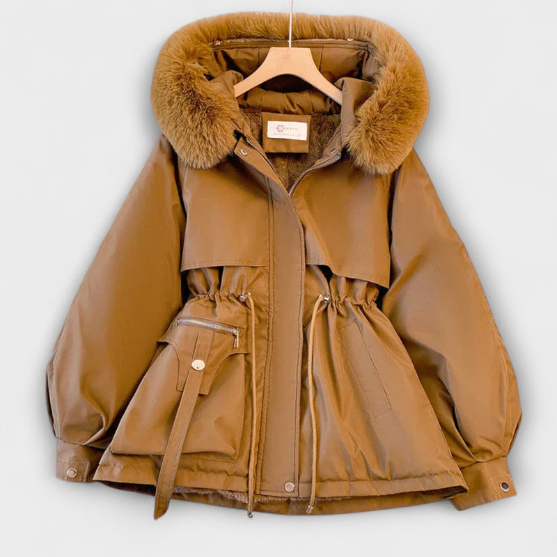 Bela - Elegante chaqueta de invierno Brévine con cuello de piel