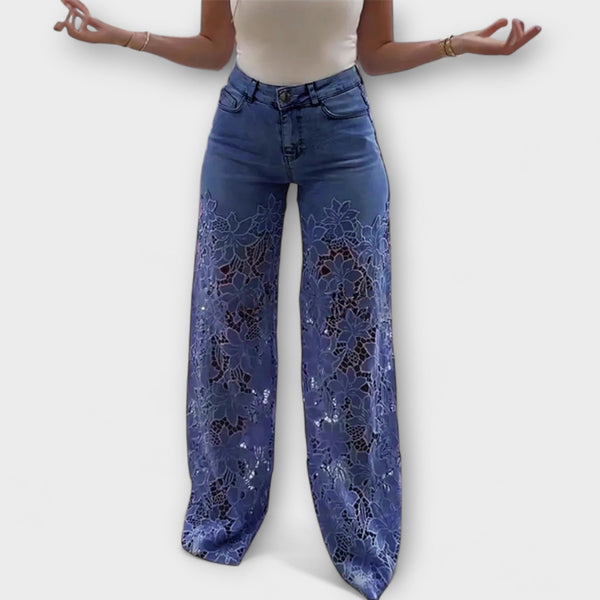 Jeans de patchwork con encaje a la moda